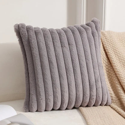 Capa de Almofada Aconchego Listrado – Elegância e Conforto para Sua Sala