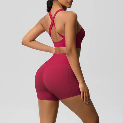 Conjunto Esportivo Feminino ActiveGrace – shorts, leggings e sutiã.